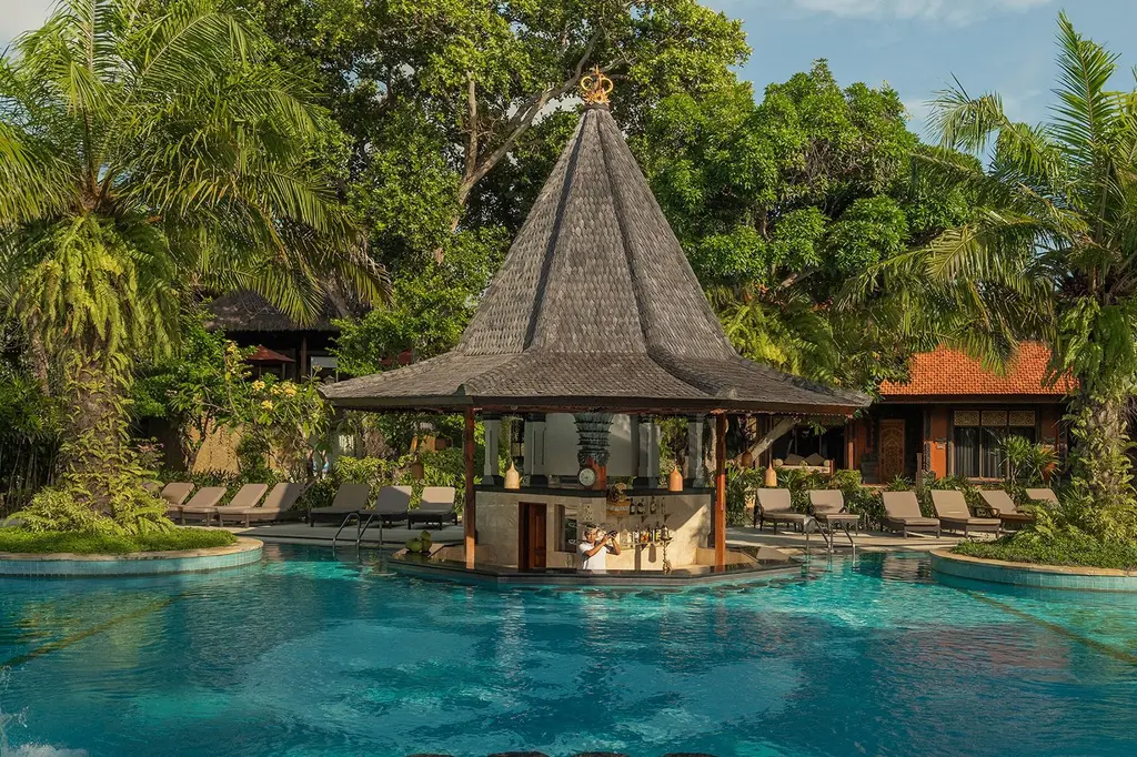 Bali Tropic Resort & Spa image 2