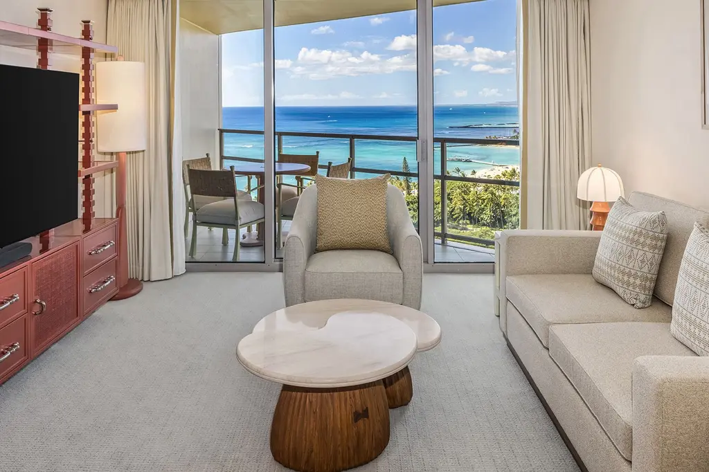 Ka La'i Waikiki Beach, LXR Hotels & Resorts image 11