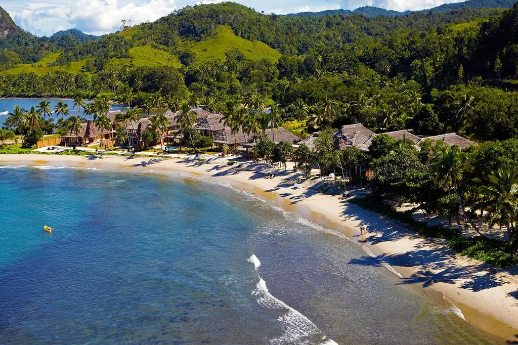 Nanuku Resort image 7