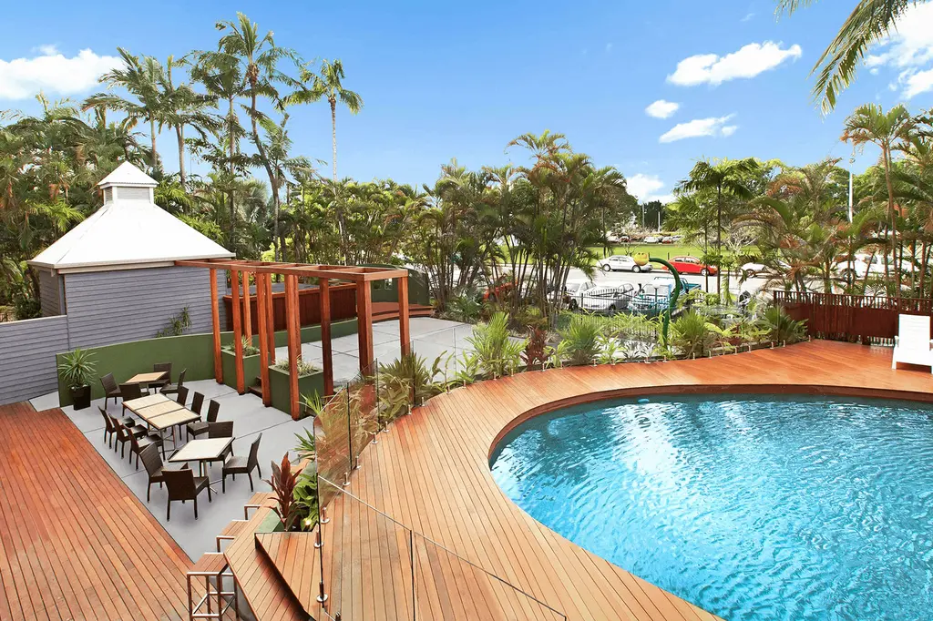 Rydges Esplanade Resort Cairns image 1